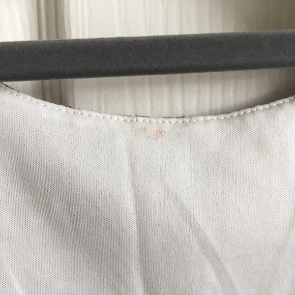 Lace dress - Picture 4 of 6